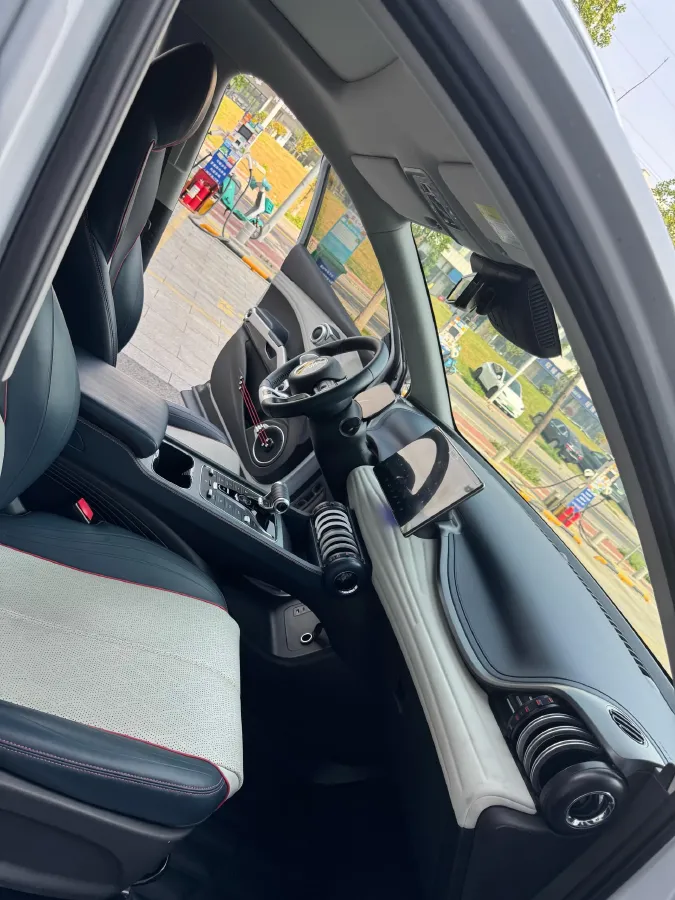 2022 Roewe RX5 MAX 1.5T 181HP L4 6AT,autocango,china used car exporter,china ev exporter,chinese used car exporter,chinese used ev exporter