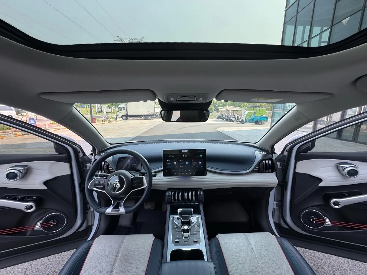 2022 Roewe RX5 MAX 1.5T 181HP L4 6AT,autocango,china used car exporter,china ev exporter,chinese used car exporter,chinese used ev exporter