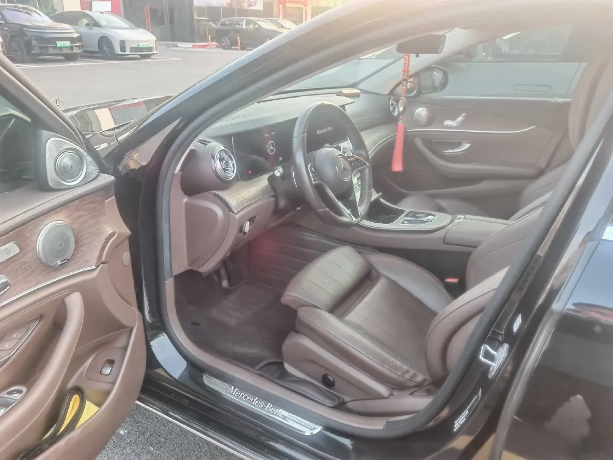 2022 Mercedes-Benz E Class 2.0T 197HP L4 9AT,autocango,china used car exporter,china ev exporter,chinese used car exporter,chinese used ev exporter