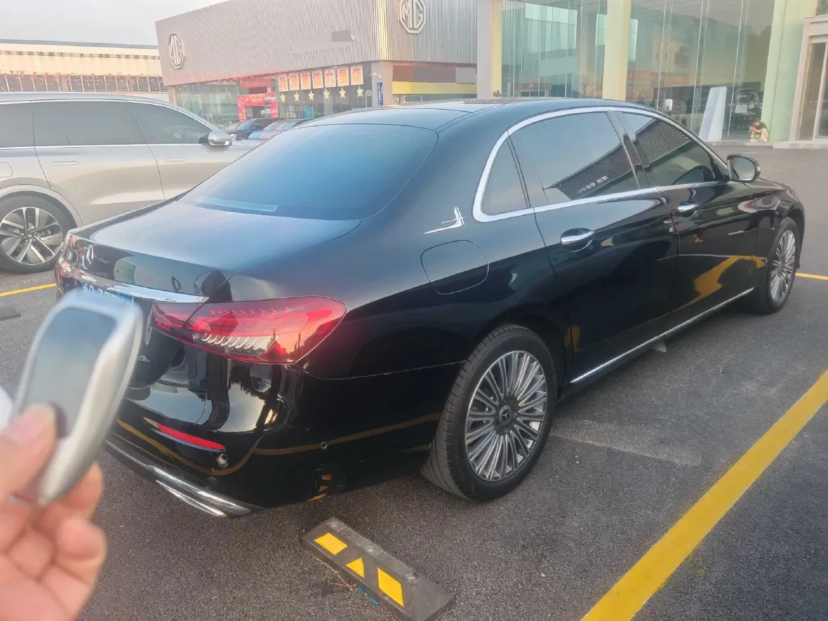 2022 Mercedes-Benz E Class 2.0T 197HP L4 9AT,autocango,china used car exporter,china ev exporter,chinese used car exporter,chinese used ev exporter