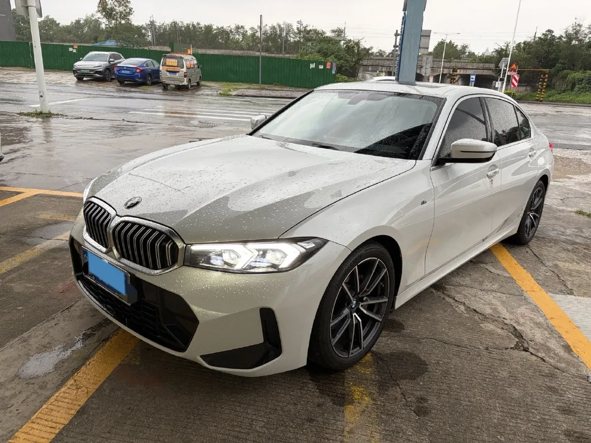 2024 BMW 3 Series 2.0T 156HP L4 8AT,autocango,china used car exporter,china ev exporter,chinese used car exporter,chinese used ev exporter
