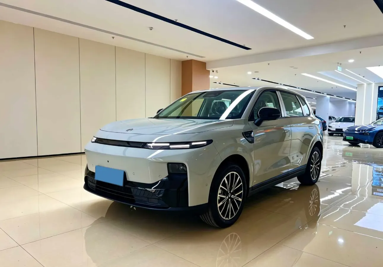 2025 Leapmotor B10 BEV,autocango,china used car exporter,china ev exporter,chinese used car exporter,chinese used ev exporter