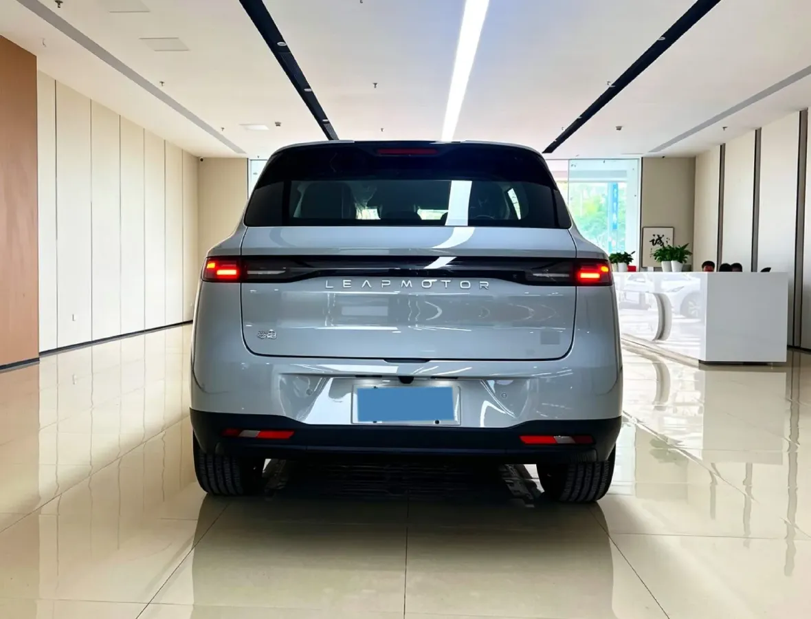 2025 Leapmotor B10 BEV,autocango,china used car exporter,china ev exporter,chinese used car exporter,chinese used ev exporter