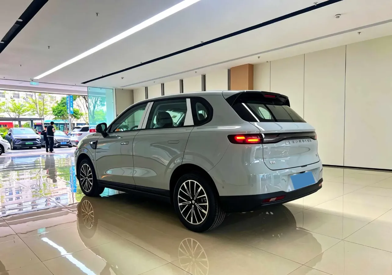 2025 Leapmotor B10 BEV,autocango,china used car exporter,china ev exporter,chinese used car exporter,chinese used ev exporter