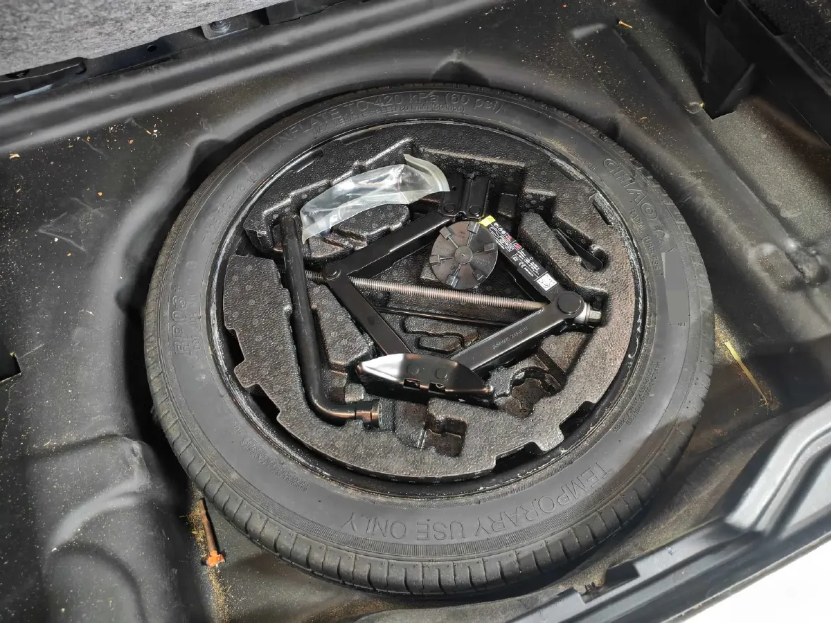 2019 Beijing BJ40 2.0T 218HP L4 6AT,autocango,china used car exporter,china ev exporter,chinese used car exporter,chinese used ev exporter