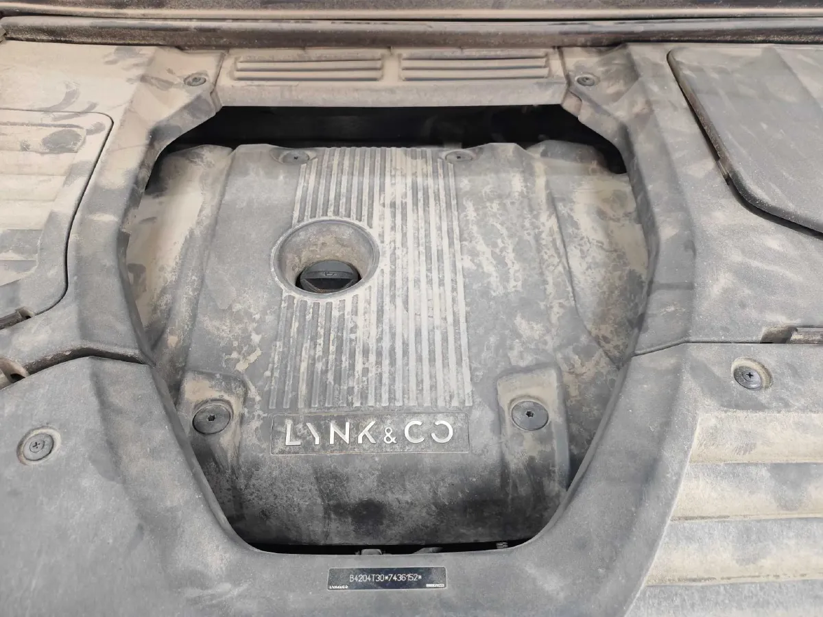 2019 Beijing BJ40 2.0T 218HP L4 6AT,autocango,china used car exporter,china ev exporter,chinese used car exporter,chinese used ev exporter