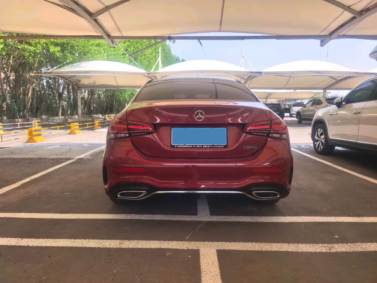 2023 Mercedes-Benz A Class 1.3T 136HP L4 7DCT,autocango,china used car exporter,china ev exporter,chinese used car exporter,chinese used ev exporter