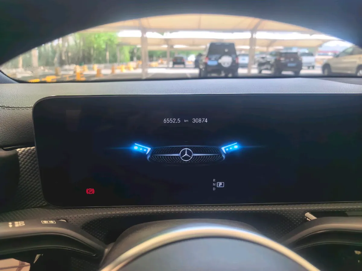 2023 Mercedes-Benz A Class 1.3T 136HP L4 7DCT,autocango,china used car exporter,china ev exporter,chinese used car exporter,chinese used ev exporter