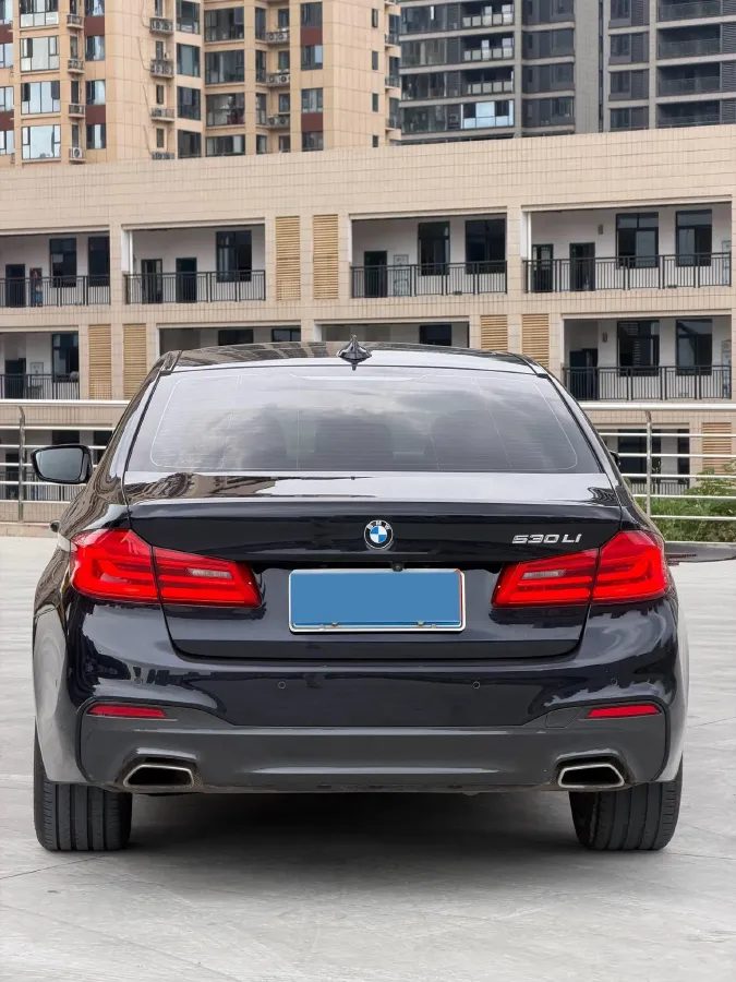 2020 BMW 5 Series 2.0T 252HP L4 8AT,autocango,china used car exporter,china ev exporter,chinese used car exporter,chinese used ev exporter