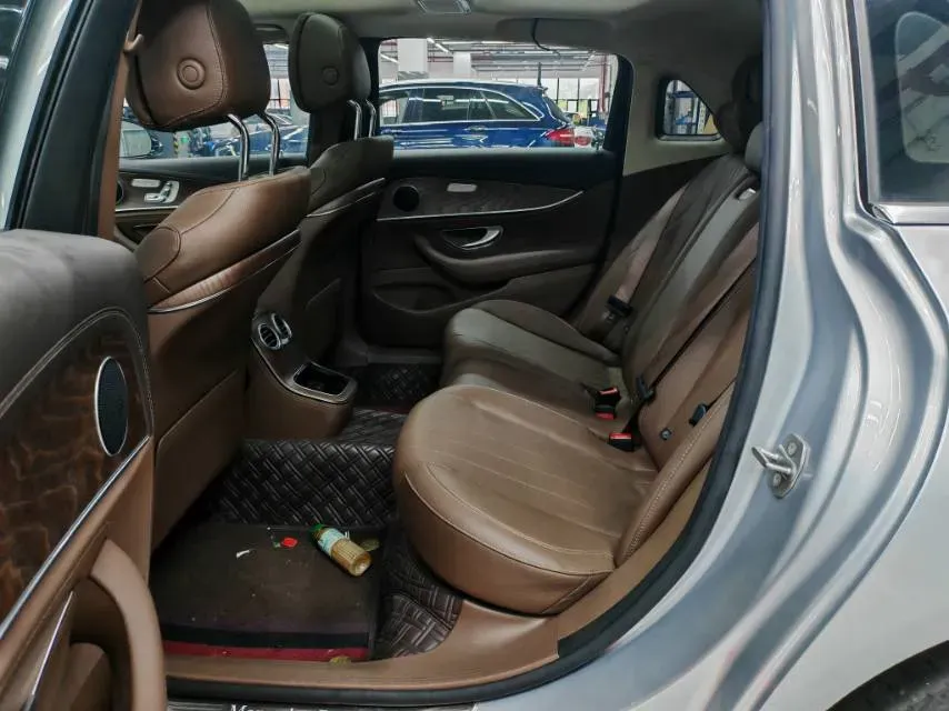2023 Mercedes-Benz E Class 2.0T 258HP L4 9AT,autocango,china used car exporter,china ev exporter,chinese used car exporter,chinese used ev exporter