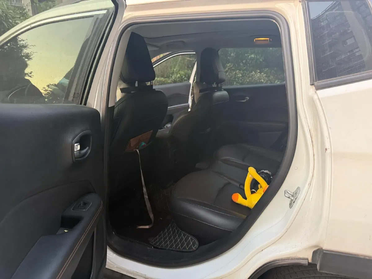 2019 Jeep Compass 1.3T 173HP L4 7DCT,autocango,china used car exporter,china ev exporter,chinese used car exporter,chinese used ev exporter