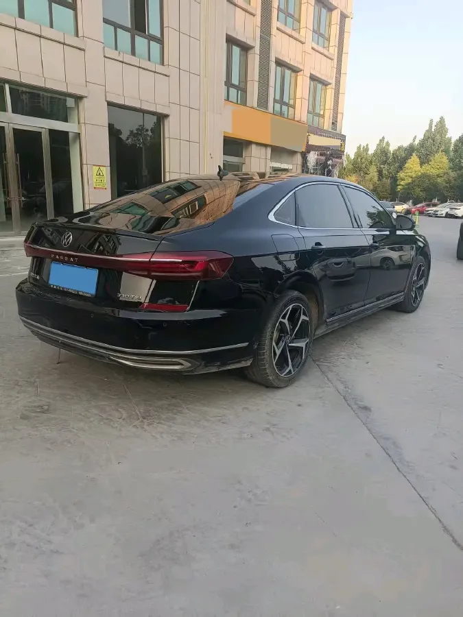 2024 Volkswagen Passat 2.0T 186HP L4 7DCT,autocango,china used car exporter,china ev exporter,chinese used car exporter,chinese used ev exporter