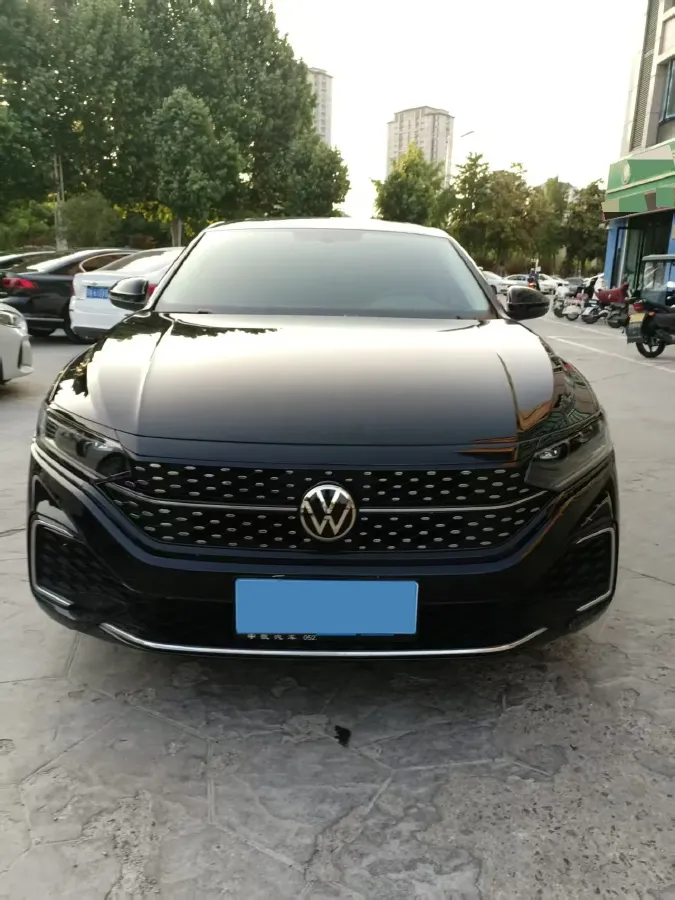 2024 Volkswagen Passat 2.0T 186HP L4 7DCT,autocango,china used car exporter,china ev exporter,chinese used car exporter,chinese used ev exporter