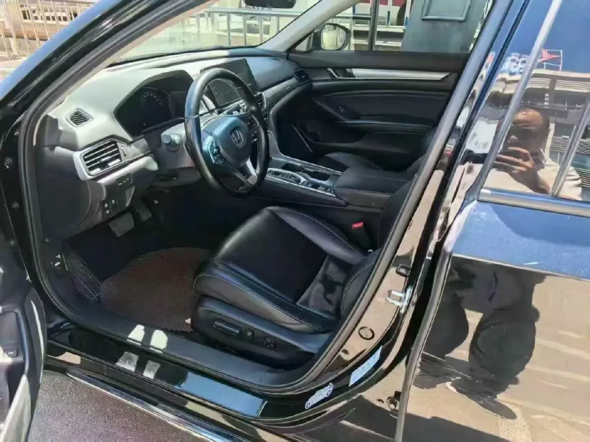 2018 Honda Accord 2.0L 146HP L4 E-CVT Hybrid,autocango,china used car exporter,china ev exporter,chinese used car exporter,chinese used ev exporter