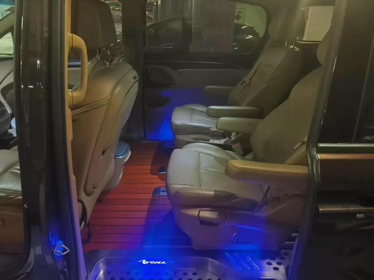 2020 Buick GL8 2.0T 237HP L4 9AT,autocango,china used car exporter,china ev exporter,chinese used car exporter,chinese used ev exporter