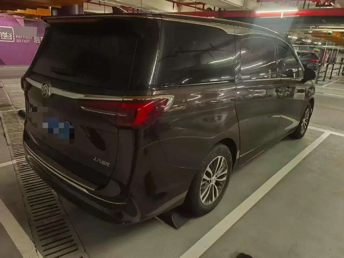 2020 Buick GL8 2.0T 237HP L4 9AT,autocango,china used car exporter,china ev exporter,chinese used car exporter,chinese used ev exporter
