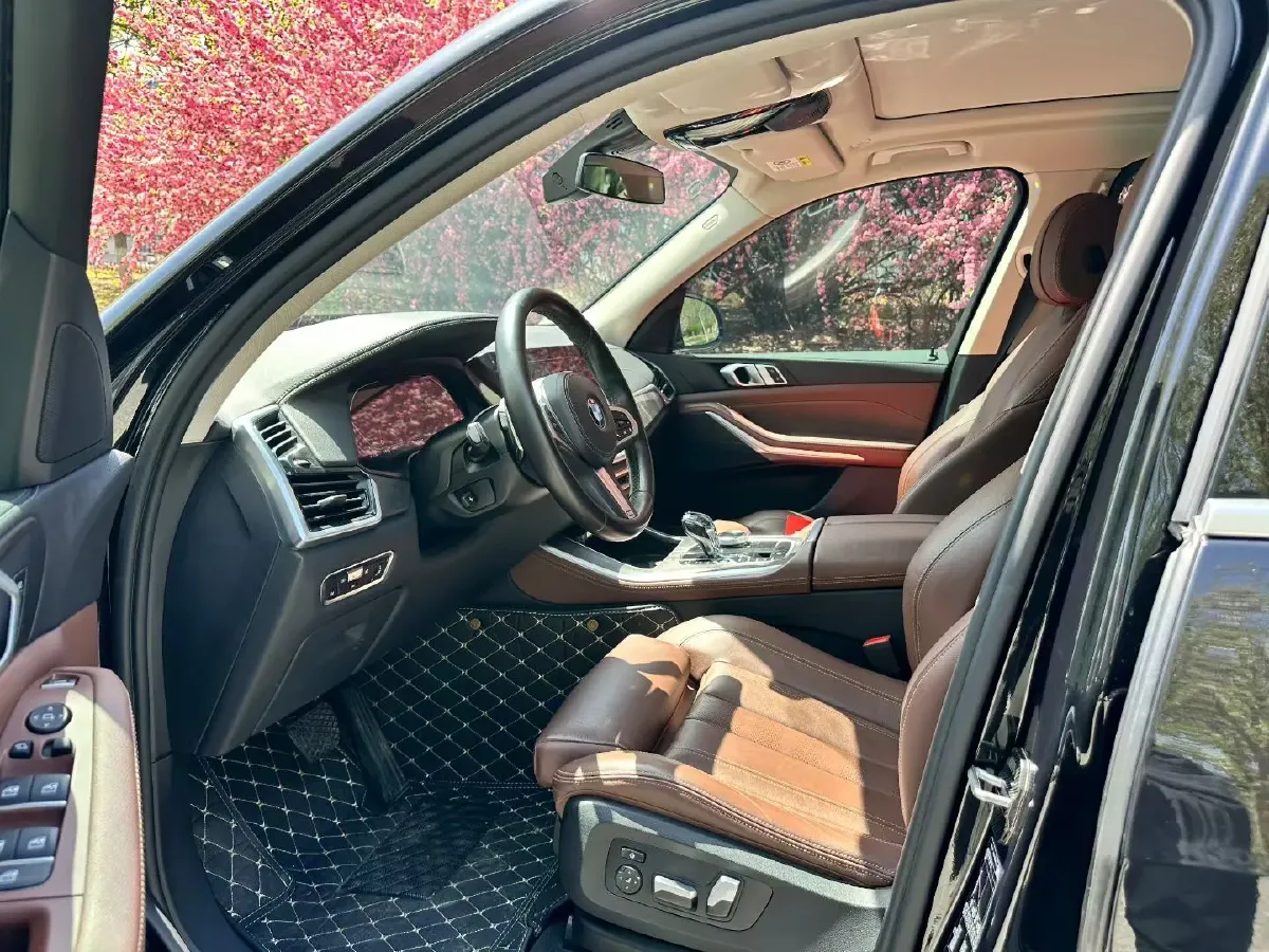 2021 BMW X5 2.0T 265HP L4 8AT,autocango,china used car exporter,china ev exporter,chinese used car exporter,chinese used ev exporter