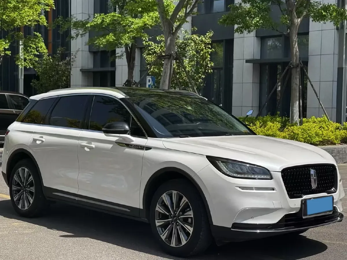 2022 Lincoln Corsair 2.0T 245HP L4 8AT,autocango,china used car exporter,china ev exporter,chinese used car exporter,chinese used ev exporter