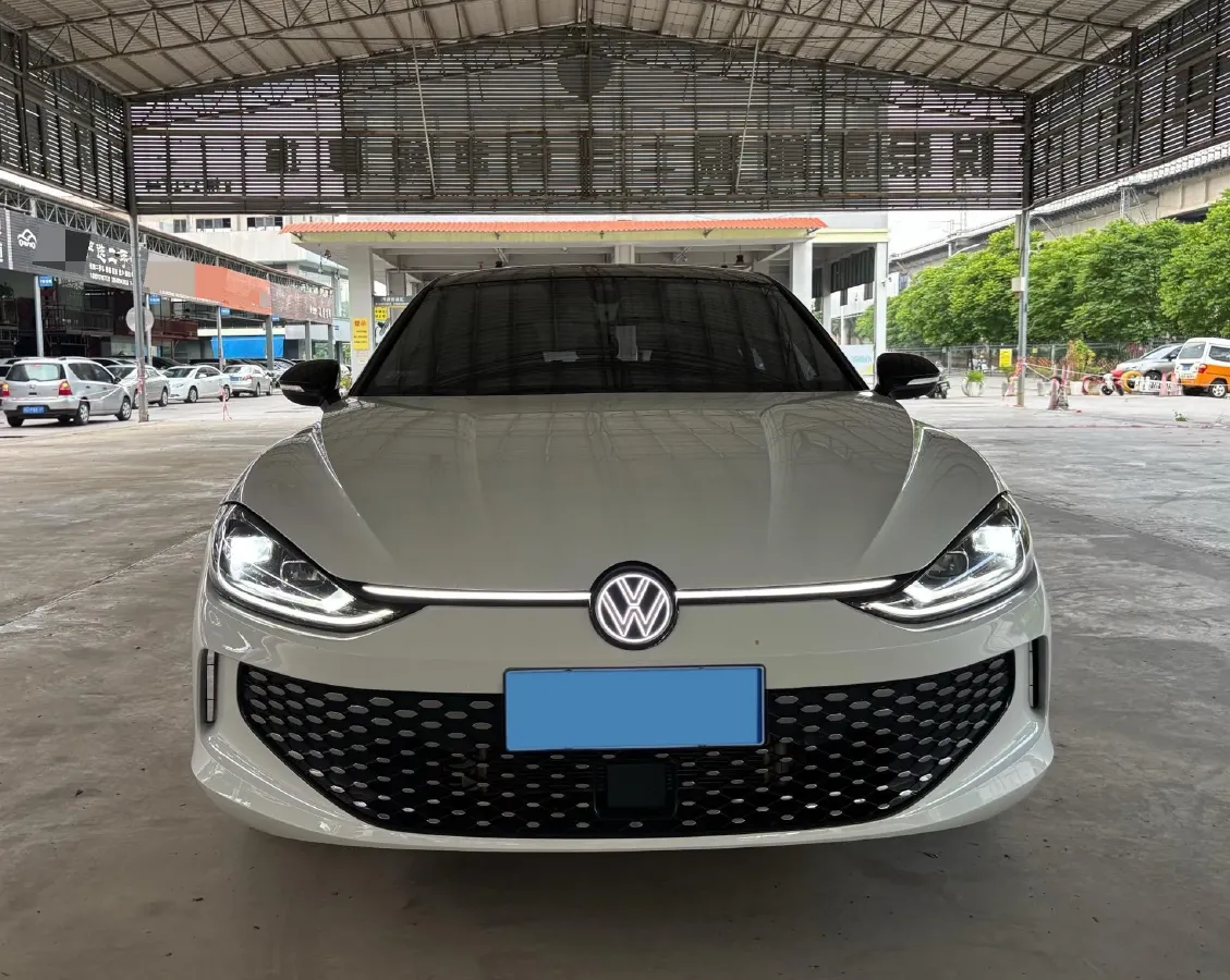2025 Volkswagen Lamando 1.4T 150HP L4 7DCT,autocango,china used car exporter,china ev exporter,chinese used car exporter,chinese used ev exporter