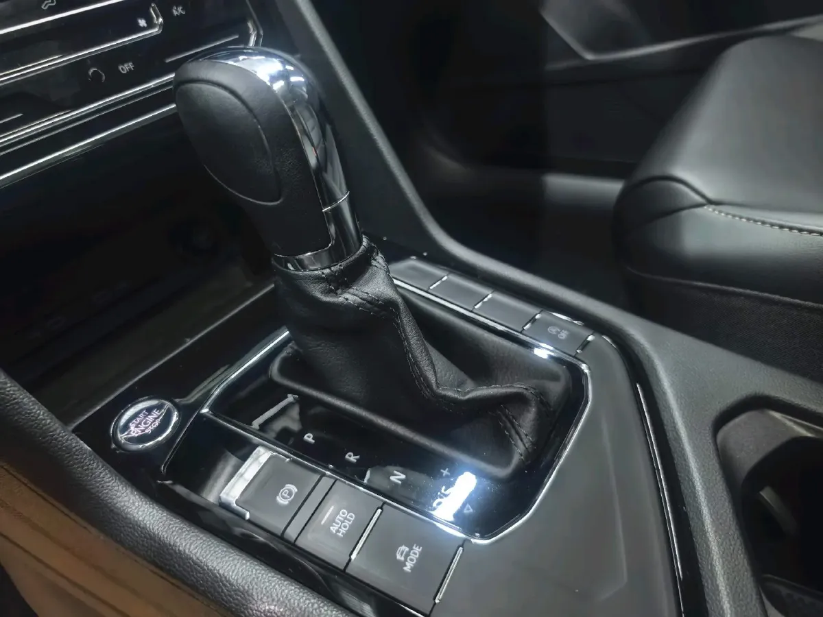 2022 Volkswagen Tharu 1.4T 150HP L4 7DCT,autocango,china used car exporter,china ev exporter,chinese used car exporter,chinese used ev exporter