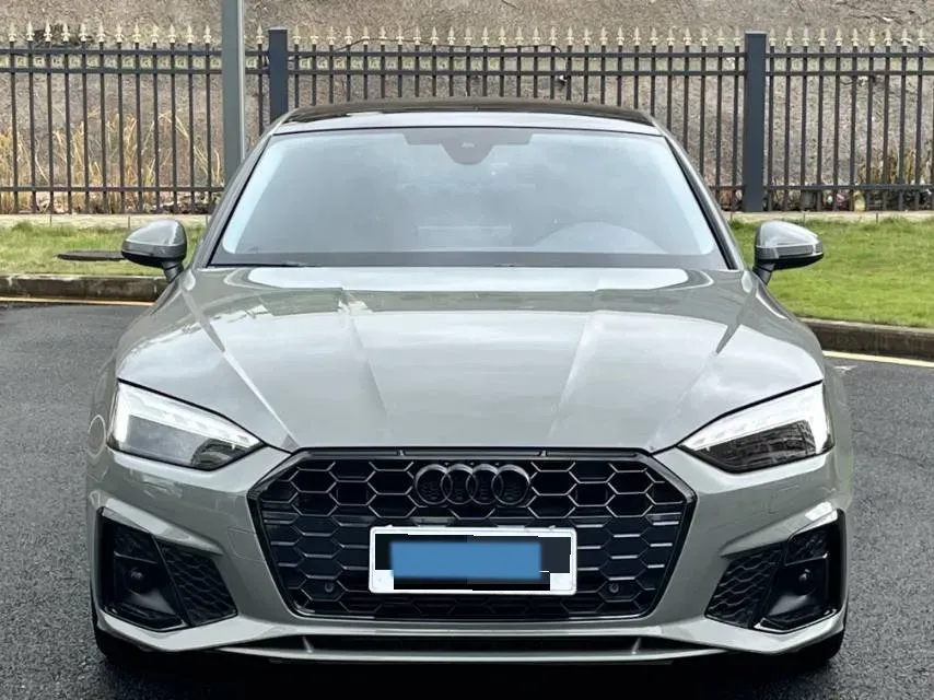 2022 Audi A5 2.0T 204HP L4 7DCT,autocango,china used car exporter,china ev exporter,chinese used car exporter,chinese used ev exporter