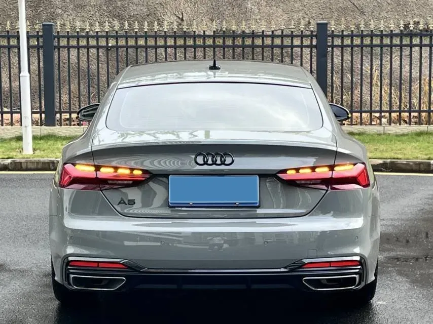 2022 Audi A5 2.0T 204HP L4 7DCT,autocango,china used car exporter,china ev exporter,chinese used car exporter,chinese used ev exporter