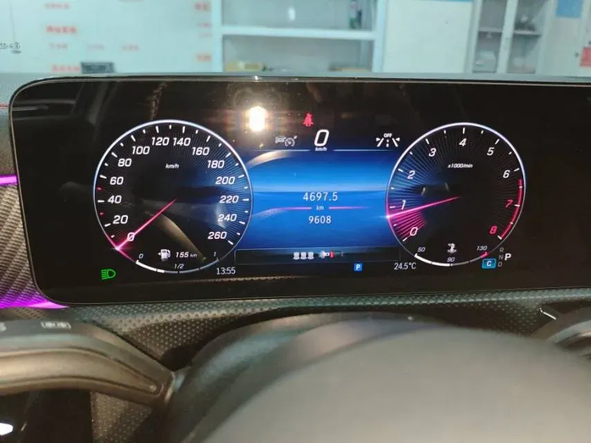 2025 Mercedes-Benz A Class 1.3T 163HP L4 7DCT,autocango,china used car exporter,china ev exporter,chinese used car exporter,chinese used ev exporter