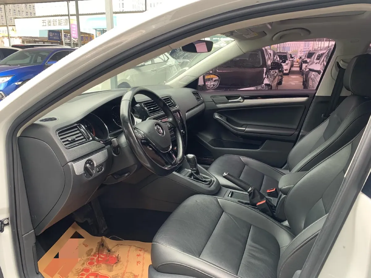 2018 Volkswagen Bora 1.4T 131HP L4 7DCT,autocango,china used car exporter,china ev exporter,chinese used car exporter,chinese used ev exporter