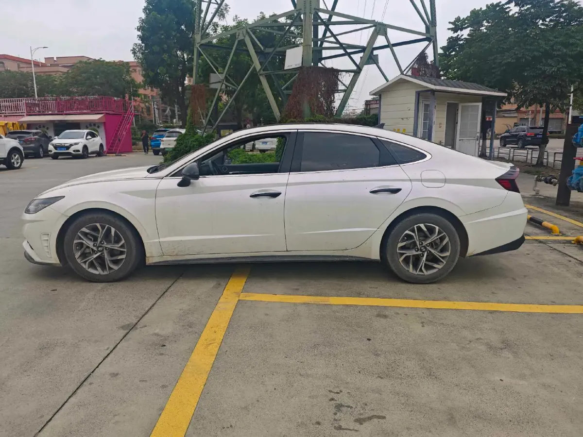 2020 Hyundai Sonata 1.5T 170HP L4 7DCT,autocango,china used car exporter,china ev exporter,chinese used car exporter,chinese used ev exporter