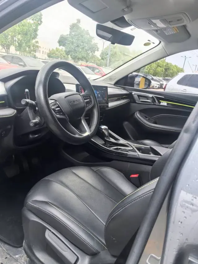 2021 Roewe i5 1.5L 120HP L4 CVT,autocango,china used car exporter,china ev exporter,chinese used car exporter,chinese used ev exporter