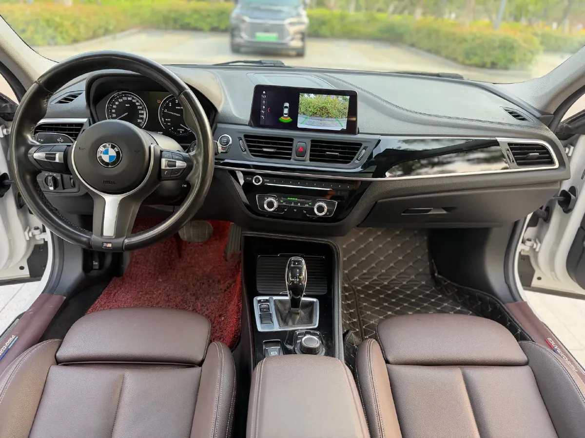 2020 BMW 1 Series 1.5T 140HP L3 7DCT,autocango,china used car exporter,china ev exporter,chinese used car exporter,chinese used ev exporter