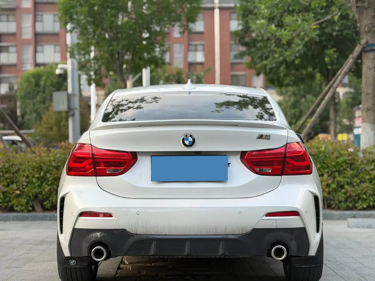 2020 BMW 1 Series 1.5T 140HP L3 7DCT,autocango,china used car exporter,china ev exporter,chinese used car exporter,chinese used ev exporter