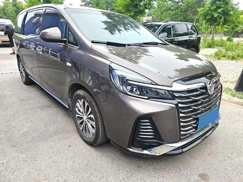 2023 Buick GL8 2.0T 237HP L4 9AT,autocango,china used car exporter,china ev exporter,chinese used car exporter,chinese used ev exporter