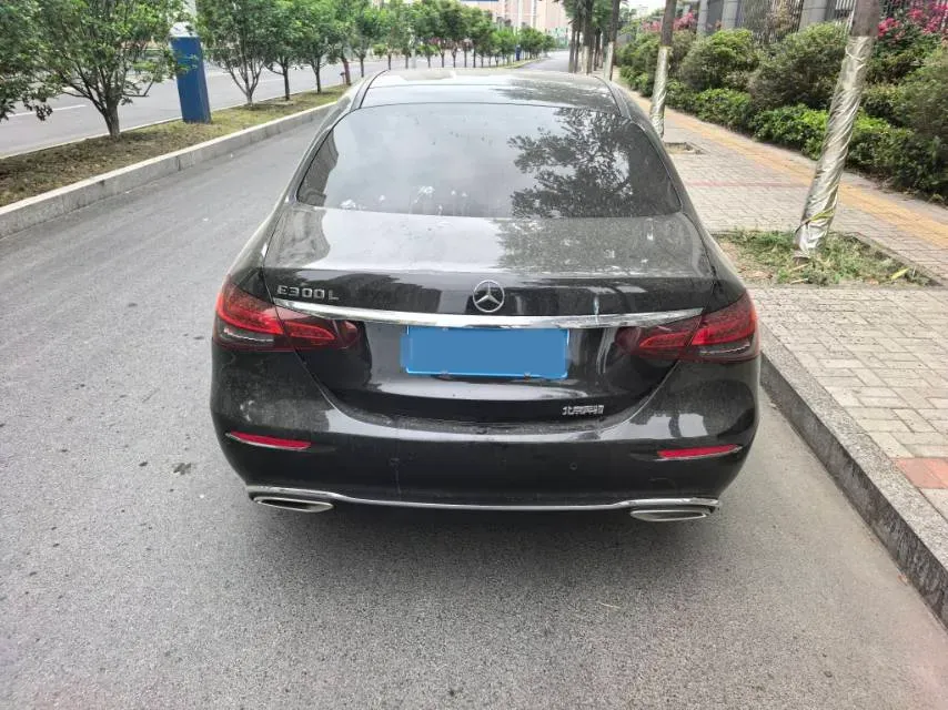 2020 Mercedes-Benz E Class 2.0T 258HP L4 9AT,autocango,china used car exporter,china ev exporter,chinese used car exporter,chinese used ev exporter