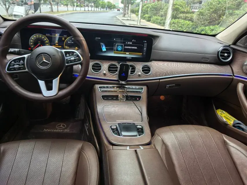 2020 Mercedes-Benz E Class 2.0T 258HP L4 9AT,autocango,china used car exporter,china ev exporter,chinese used car exporter,chinese used ev exporter