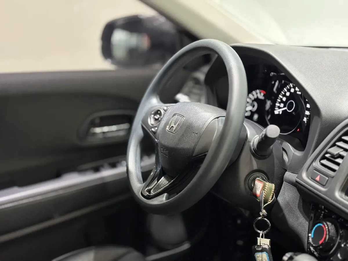 2022 Honda Vezel 1.5L 131HP L4 CVT,autocango,china used car exporter,china ev exporter,chinese used car exporter,chinese used ev exporter