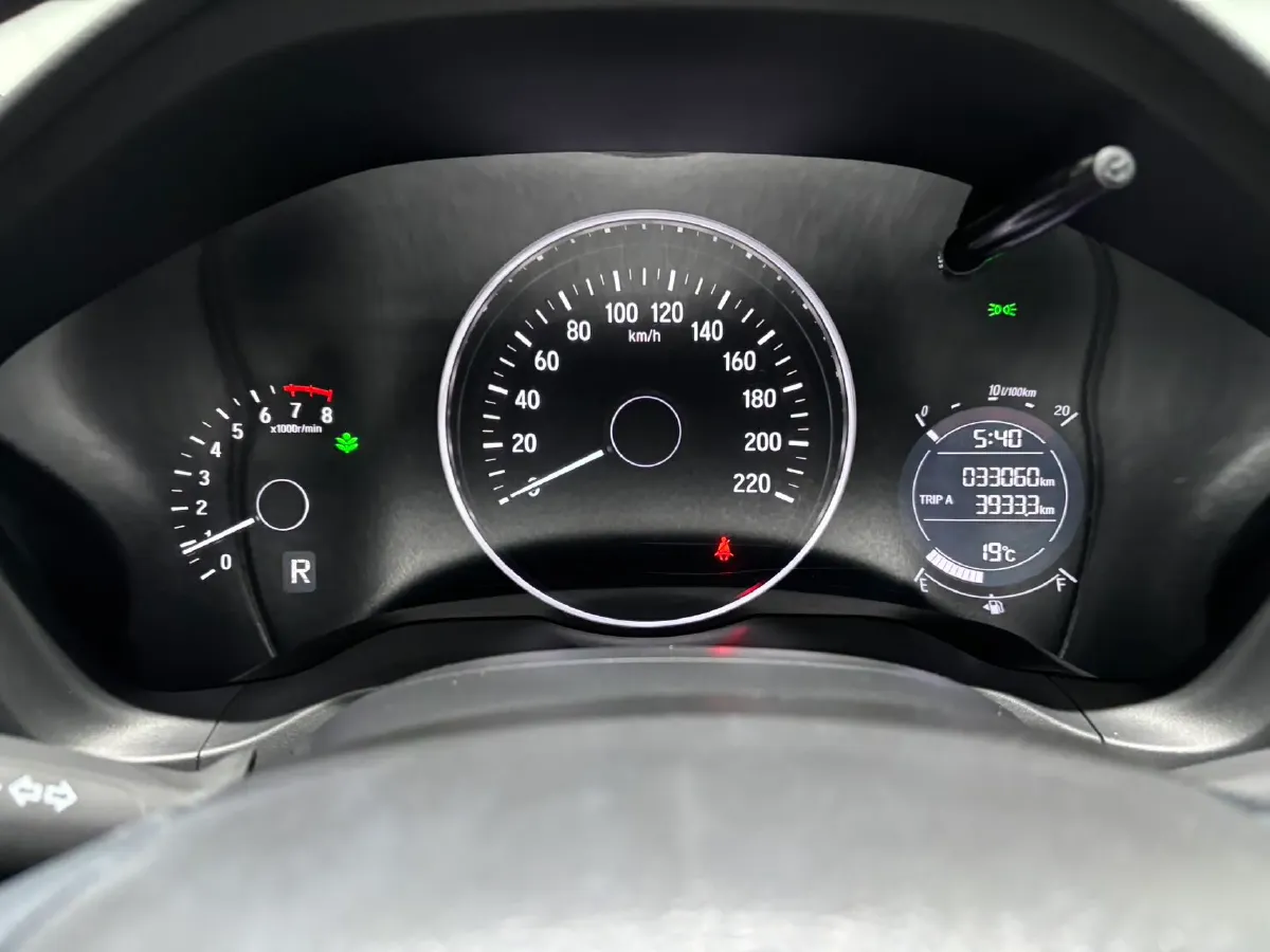 2022 Honda Vezel 1.5L 131HP L4 CVT,autocango,china used car exporter,china ev exporter,chinese used car exporter,chinese used ev exporter
