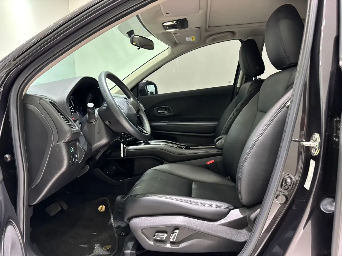 2022 Honda Vezel 1.5L 131HP L4 CVT,autocango,china used car exporter,china ev exporter,chinese used car exporter,chinese used ev exporter