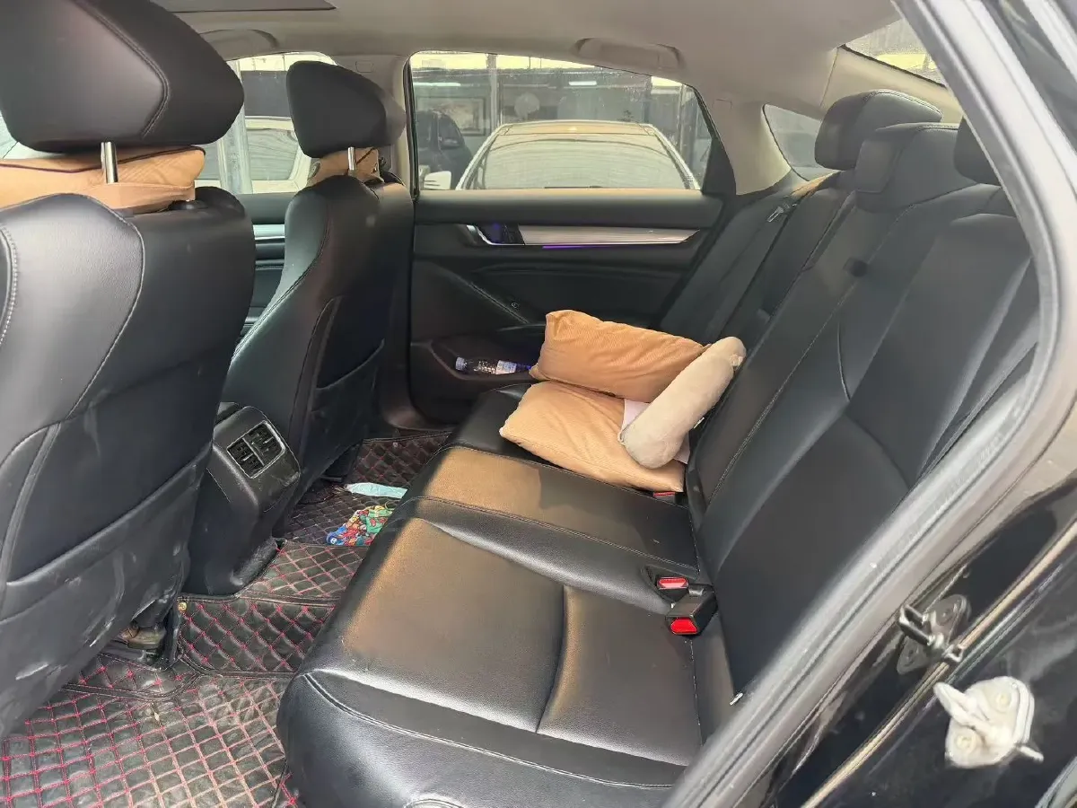 2018 Honda Accord 1.5T 194HP L4 CVT,autocango,china used car exporter,china ev exporter,chinese used car exporter,chinese used ev exporter
