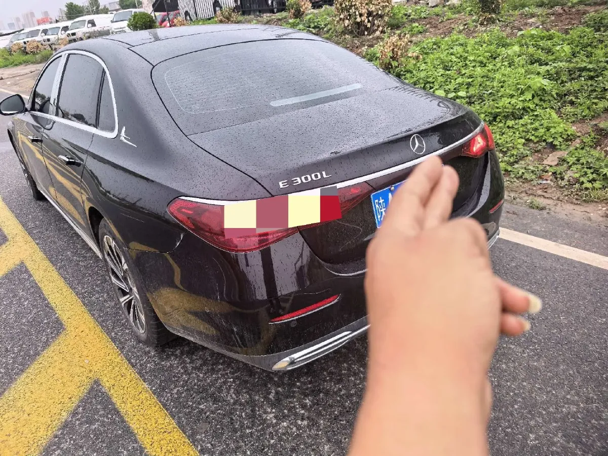 2025 Mercedes-Benz E Class 2.0T 258HP L4 9AT,autocango,china used car exporter,china ev exporter,chinese used car exporter,chinese used ev exporter