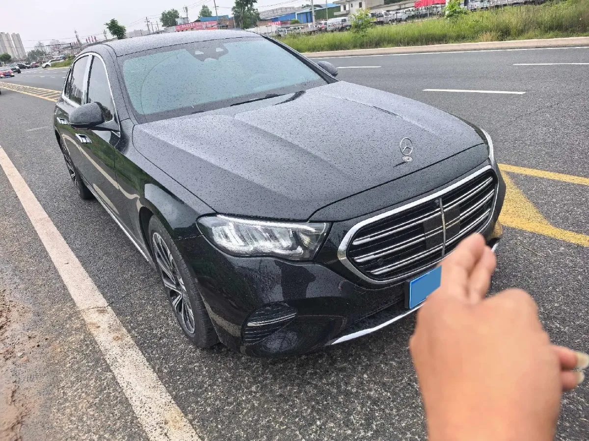 2025 Mercedes-Benz E Class 2.0T 258HP L4 9AT,autocango,china used car exporter,china ev exporter,chinese used car exporter,chinese used ev exporter
