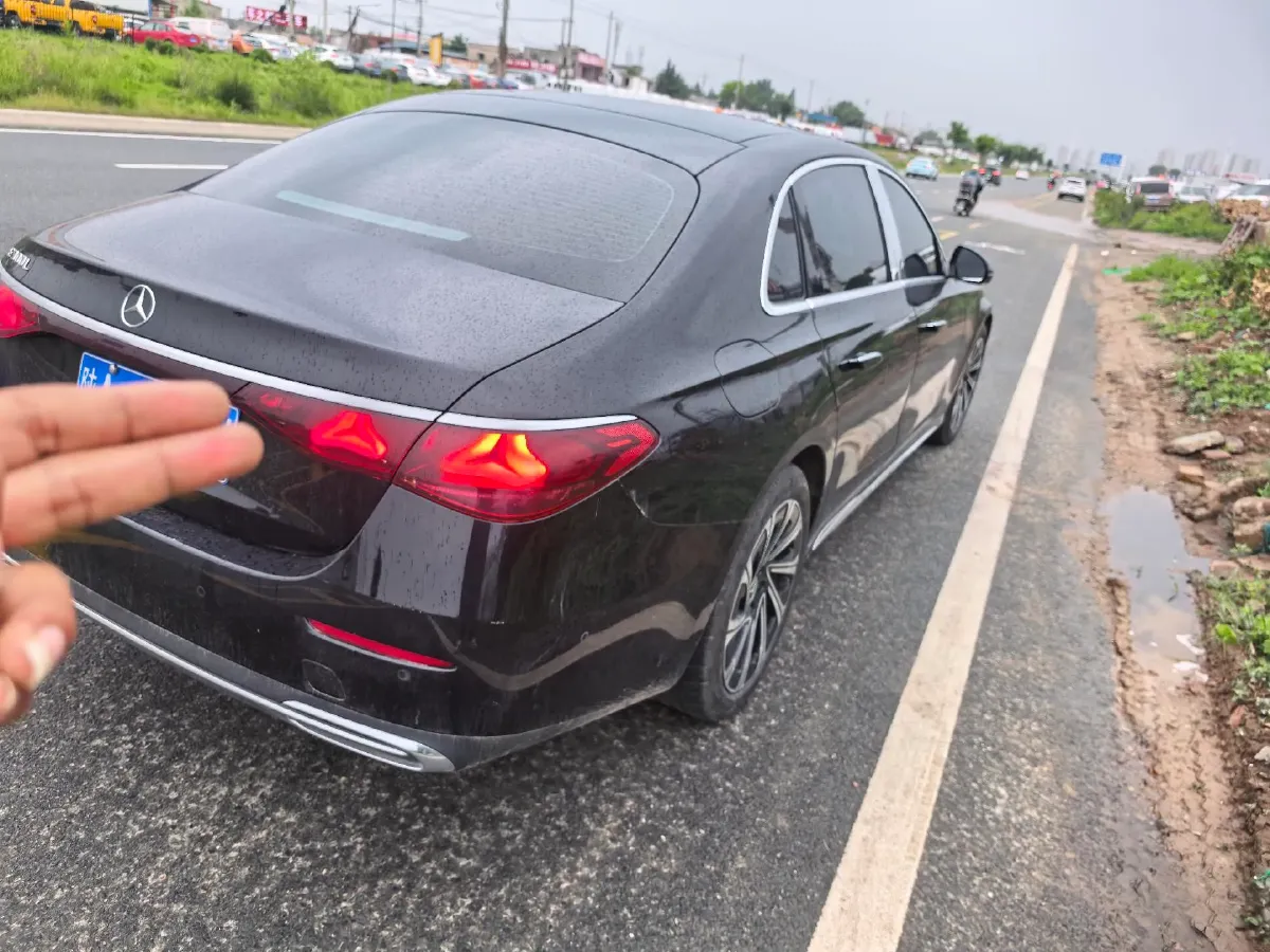 2025 Mercedes-Benz E Class 2.0T 258HP L4 9AT,autocango,china used car exporter,china ev exporter,chinese used car exporter,chinese used ev exporter