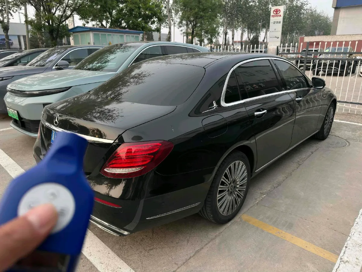 2020 Mercedes-Benz E Class 2.0T 258HP L4 9AT,autocango,china used car exporter,china ev exporter,chinese used car exporter,chinese used ev exporter