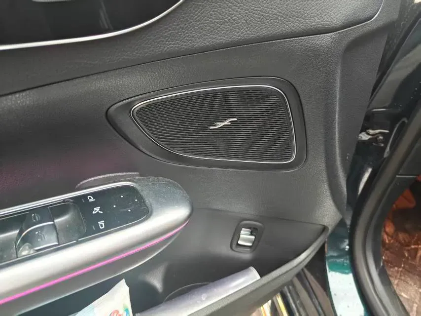 2025 Mercedes-Benz C Class 1.5T 204HP L4 9AT,autocango,china used car exporter,china ev exporter,chinese used car exporter,chinese used ev exporter