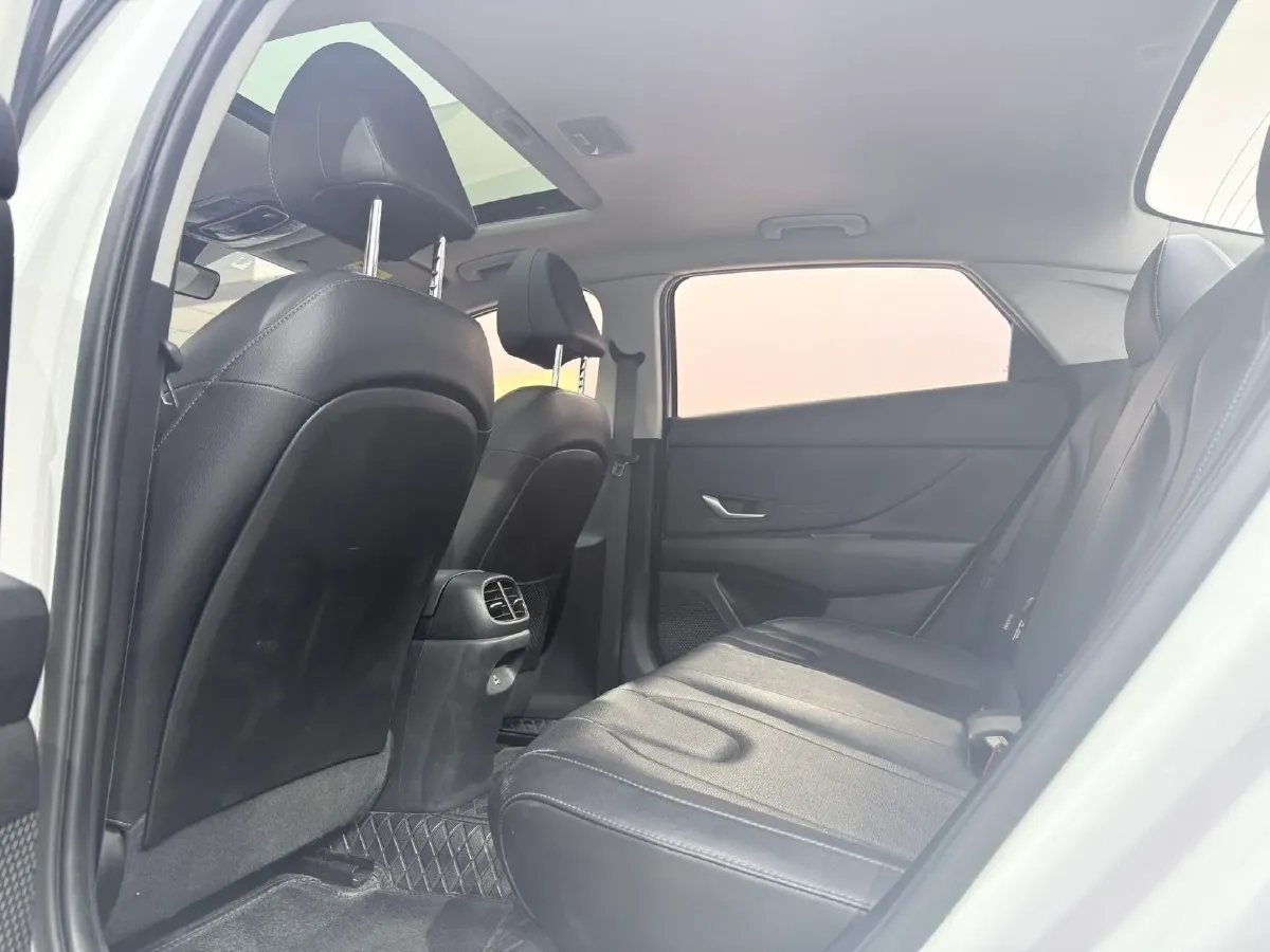 2022 Hyundai Elantra 1.5L 115HP L4 CVT,autocango,china used car exporter,china ev exporter,chinese used car exporter,chinese used ev exporter