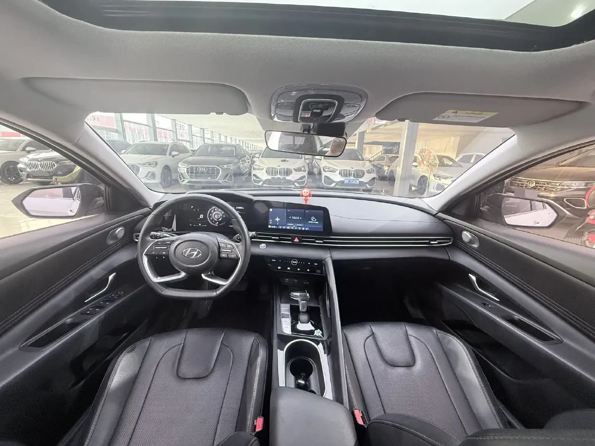 2022 Hyundai Elantra 1.5L 115HP L4 CVT,autocango,china used car exporter,china ev exporter,chinese used car exporter,chinese used ev exporter