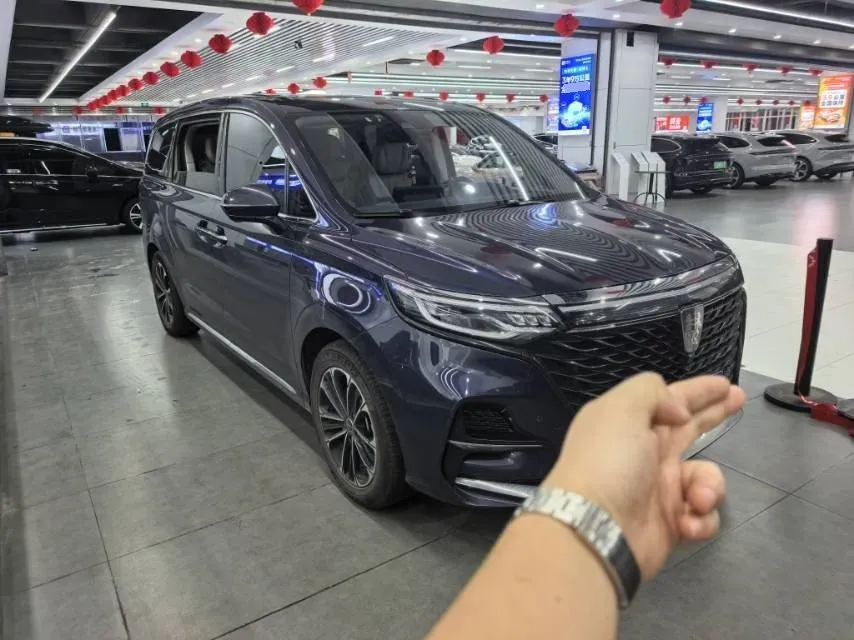 2021 Roewe iMAX8 2.0T 234HP L4 8AT,autocango,china used car exporter,china ev exporter,chinese used car exporter,chinese used ev exporter