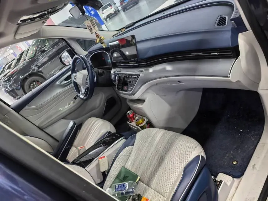 2021 Roewe iMAX8 2.0T 234HP L4 8AT,autocango,china used car exporter,china ev exporter,chinese used car exporter,chinese used ev exporter
