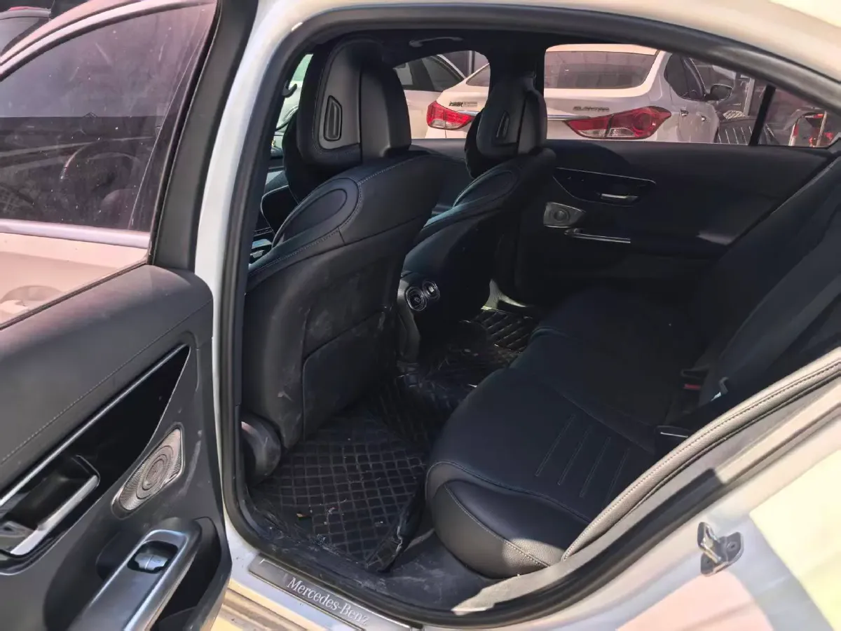 2024 Mercedes-Benz C Class 1.5T 204HP L4 9AT,autocango,china used car exporter,china ev exporter,chinese used car exporter,chinese used ev exporter