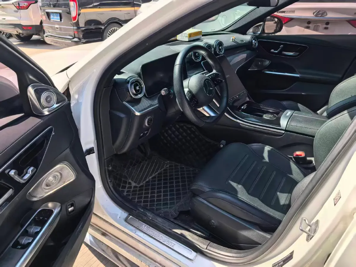 2024 Mercedes-Benz C Class 1.5T 204HP L4 9AT,autocango,china used car exporter,china ev exporter,chinese used car exporter,chinese used ev exporter